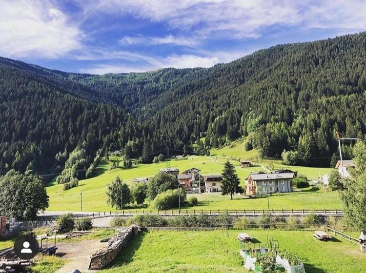 Mountain Home - Families Holidays Pradelle Eksteriør billede